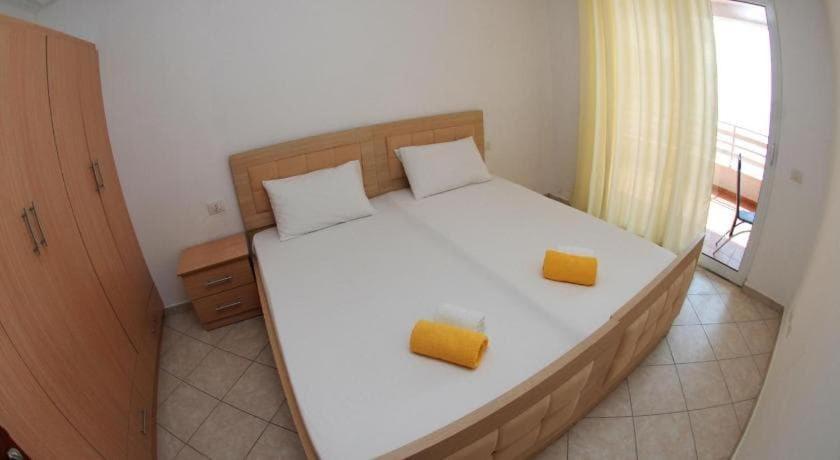 Sea View Apartments Saranda Kültér fotó