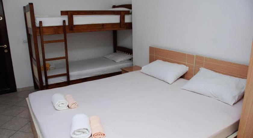 Sea View Apartments Saranda Kültér fotó