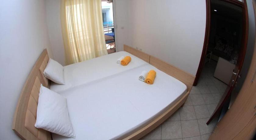 Sea View Apartments Saranda Kültér fotó