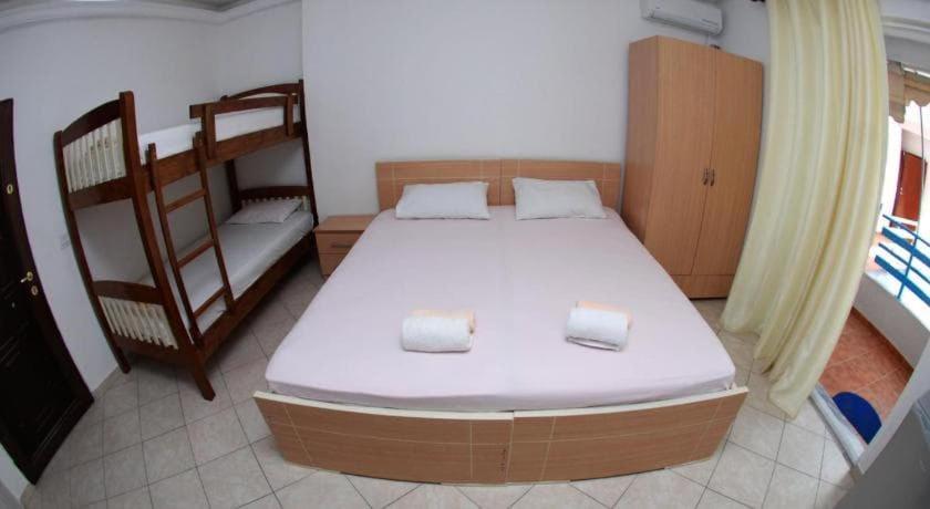 Sea View Apartments Saranda Kültér fotó